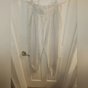 Abercrombie & Fitch soft cream color sweatpants size MED